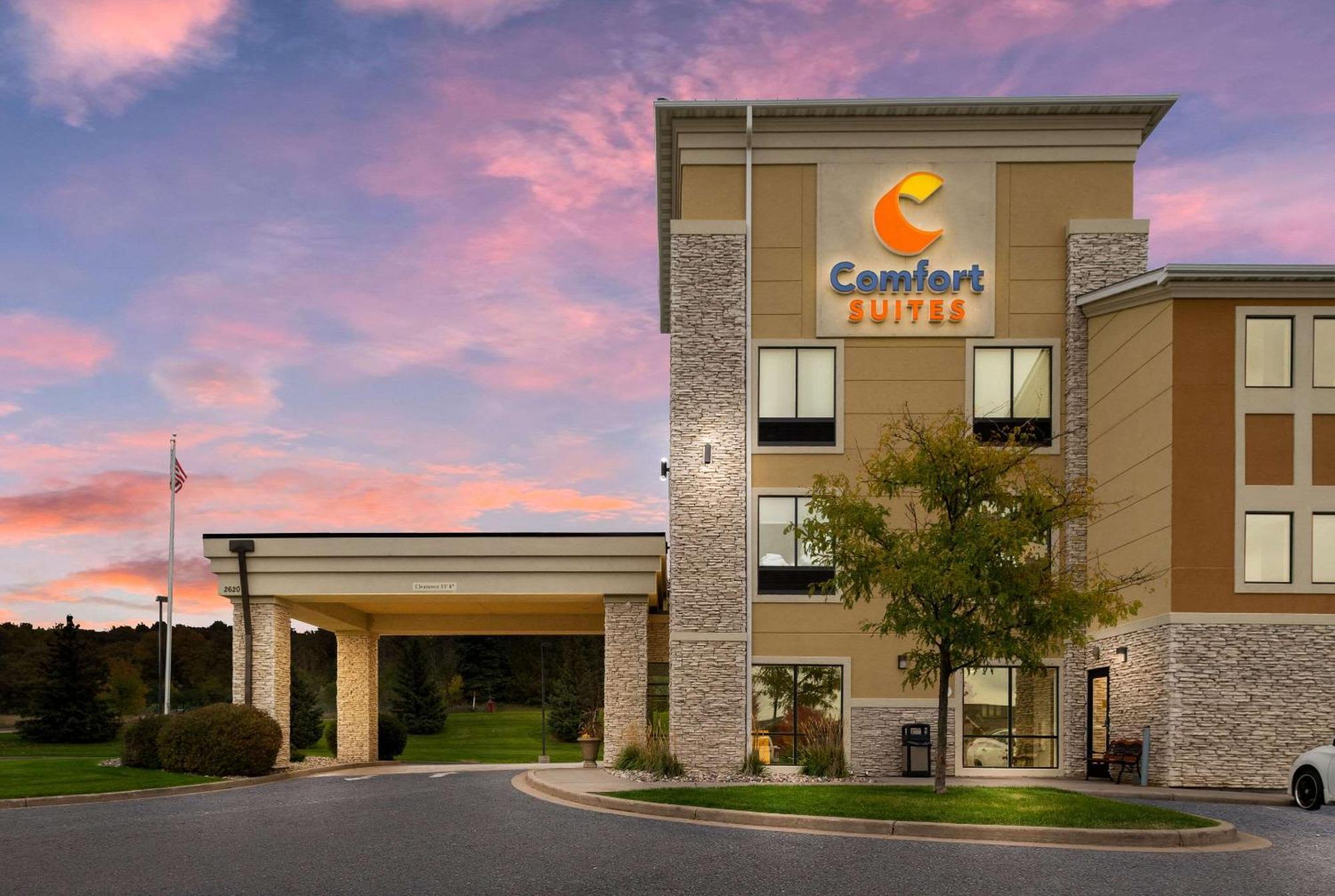 Comfort Suites Hudson I-94 Exteriér fotografie