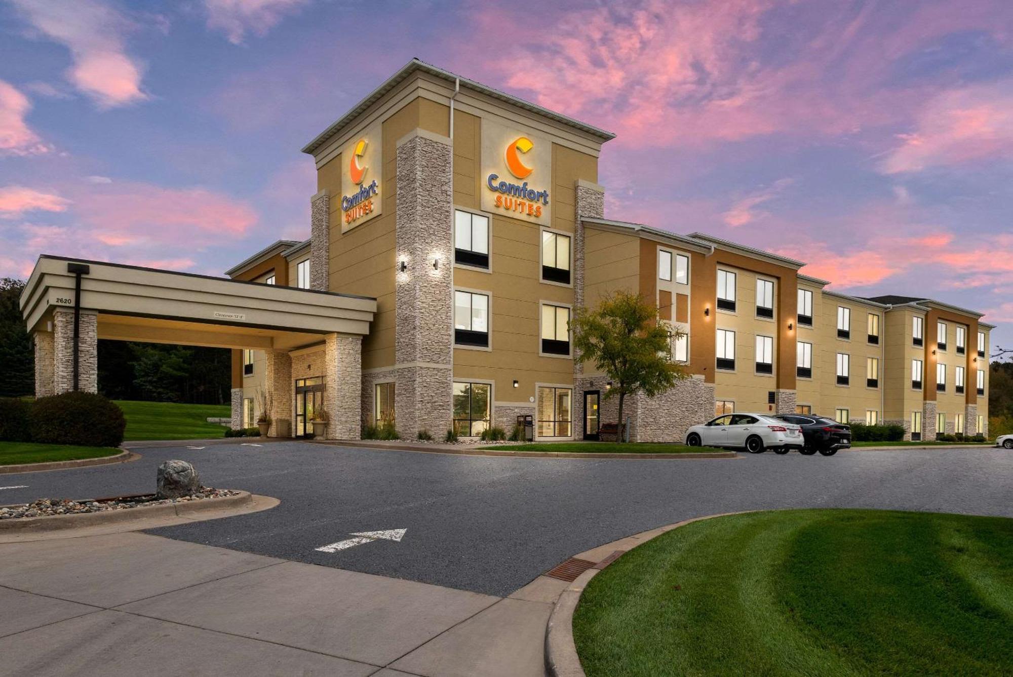 Comfort Suites Hudson I-94 Exteriér fotografie